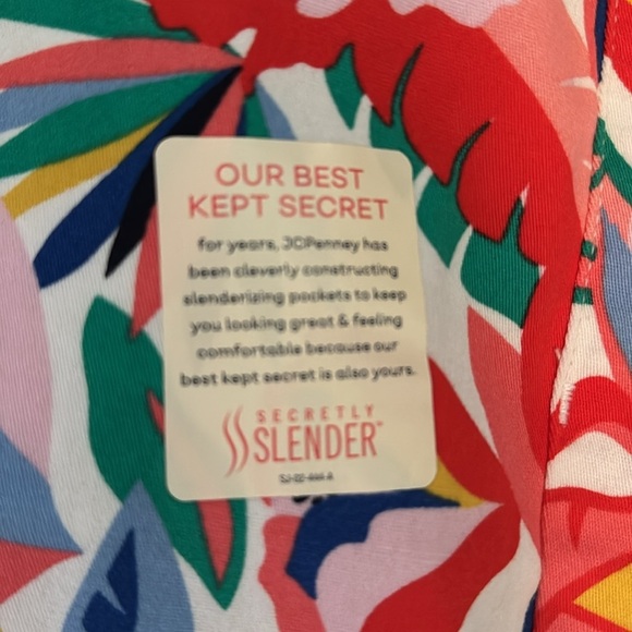 NWT St. John's Bay Floral 5" Shorts Womens 16 Tropical Cotton stretch Beach Soft - Picture 7 of 14